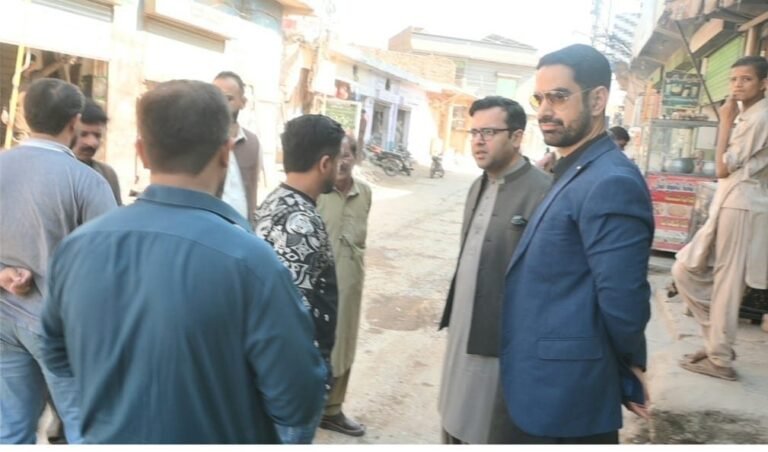 ADC reviews cleanliness arrangements on major Rawalpindi roads; 74 warned for violations