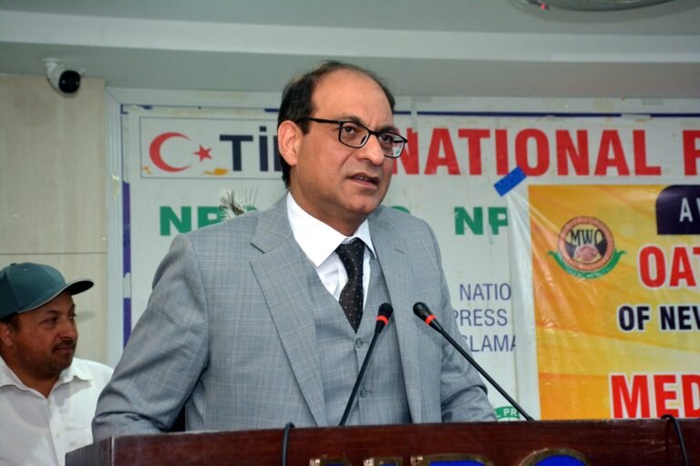 Federal Information Secretary announces PM health insurance scheme for Journalists