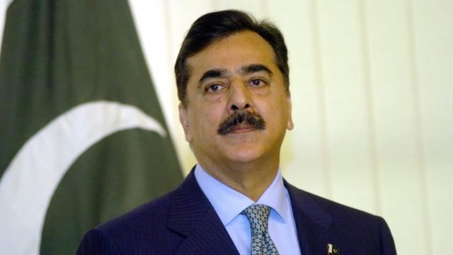 Yusuf Raza Gilani visits families in Multan, offers condolences