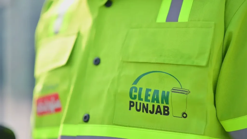 Suthra Punjab official held for taking bribe